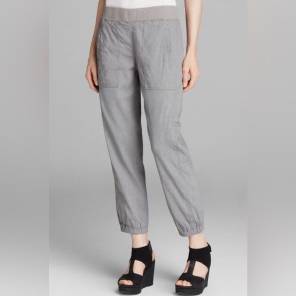 Eileen Fisher Stretch Linen Cargo Joggers in Grey, size Small